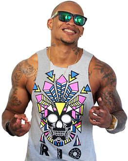 CarnAxE resgatando a traje
